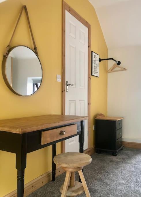 Hilltop House Is A Welcoming 2 Bedroom Property Matlock  Exteriör bild