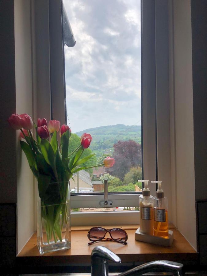 Hilltop House Is A Welcoming 2 Bedroom Property Matlock  Exteriör bild